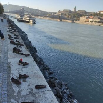 Monumento de los zapatos en Budapest